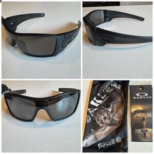 Oakley Batwolf Polarized Sunglasses Matte Black